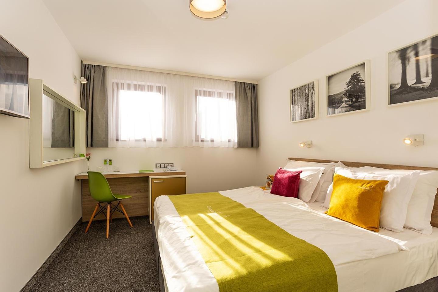 Hotel Compliment Triawna Zewnętrze zdjęcie