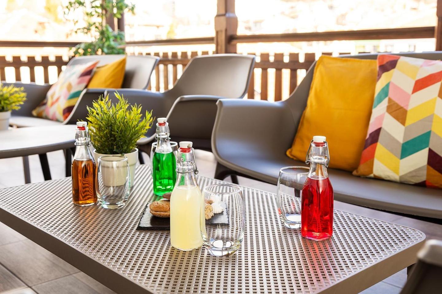Hotel Compliment Triawna Zewnętrze zdjęcie