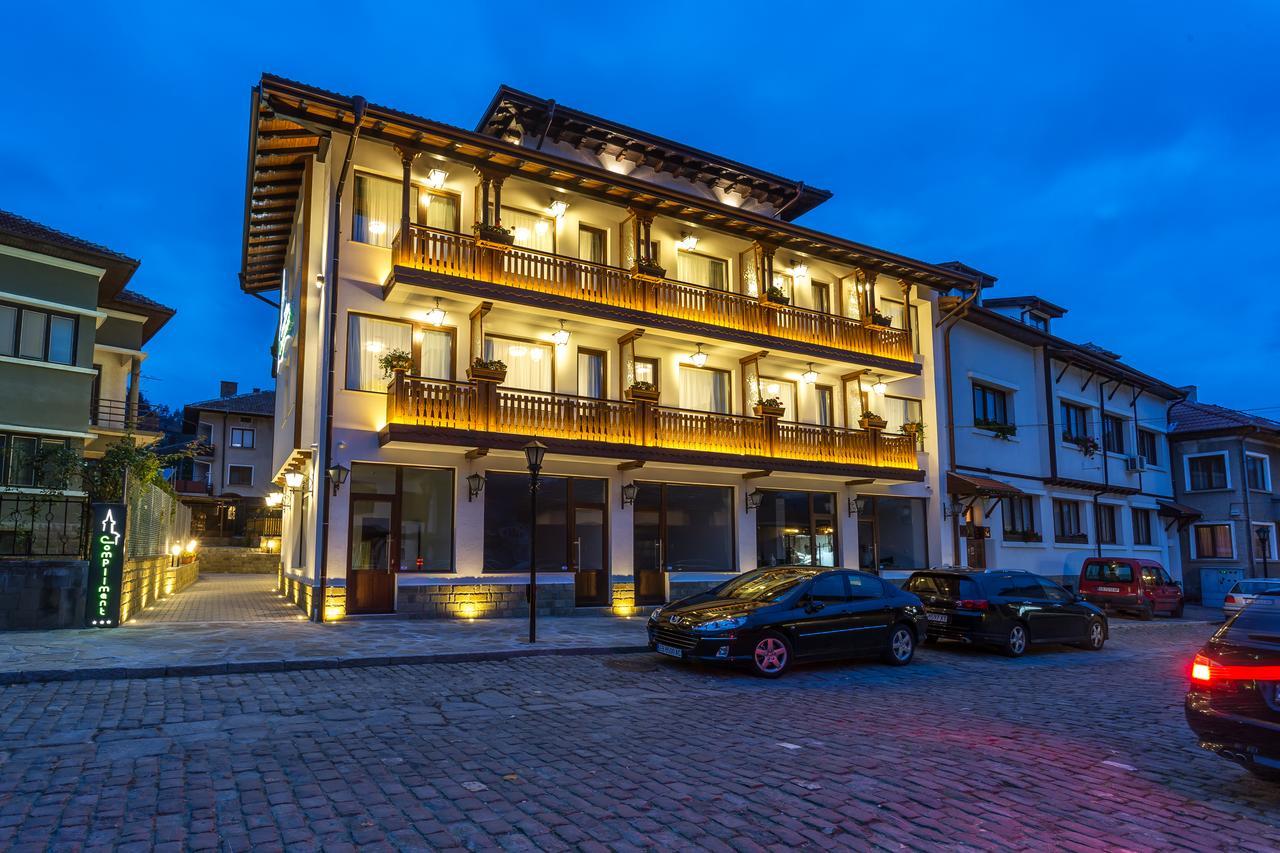 Hotel Compliment Triawna Zewnętrze zdjęcie