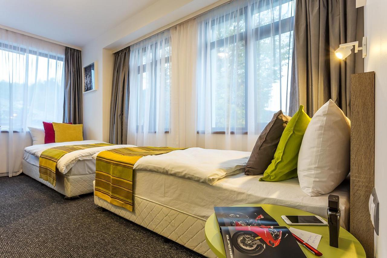 Hotel Compliment Triawna Zewnętrze zdjęcie